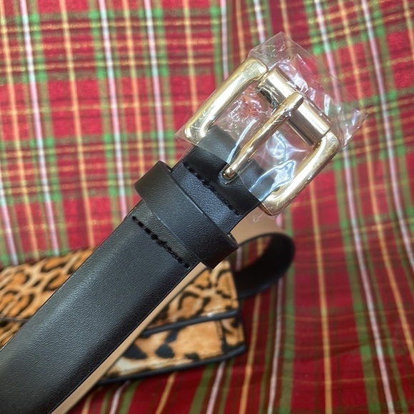 Brand New Michael Kors Black Animal Leopard Print Belt Bag Fanny Pack - Picture 9 of 15